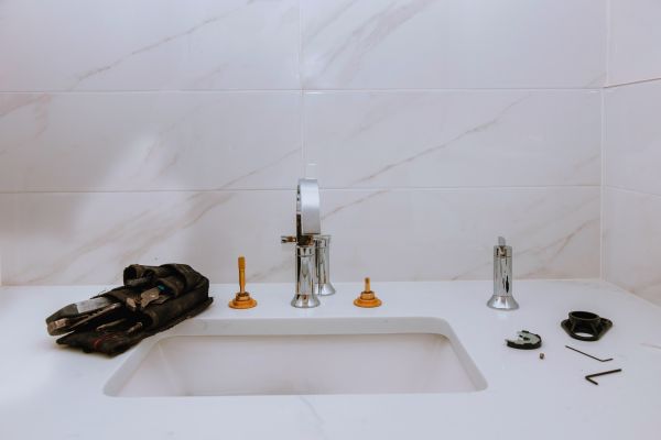 Porcelain Sink Installation in Brooklyn