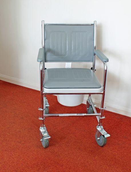 Cost of Commode Replacement in Brooklyn